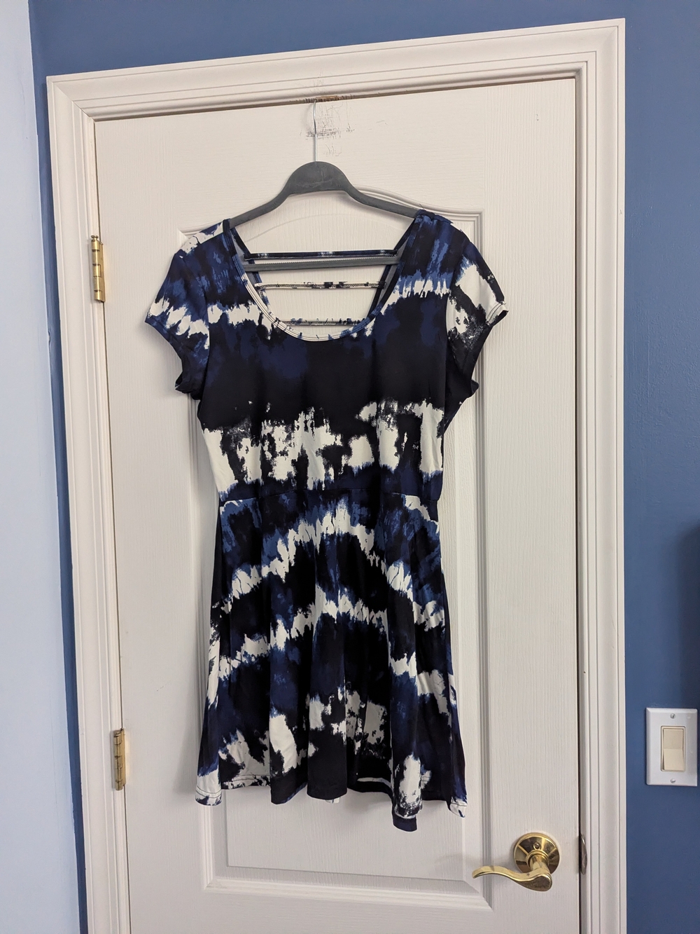 Bobbie Brooks Navy & White Tie-Dye Short Sleeve Tunic
